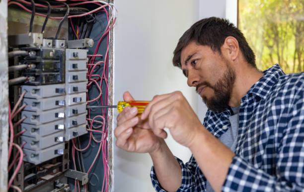 Best Emergency Electrician Near Me  in Hauppauge, NY
